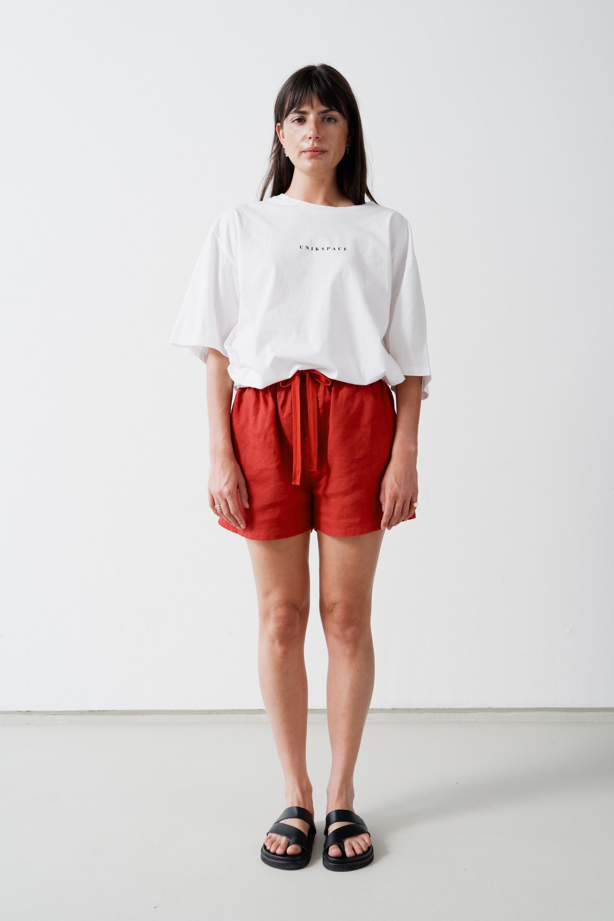 Cooper Linen Short Cherry — UNIKSPACE