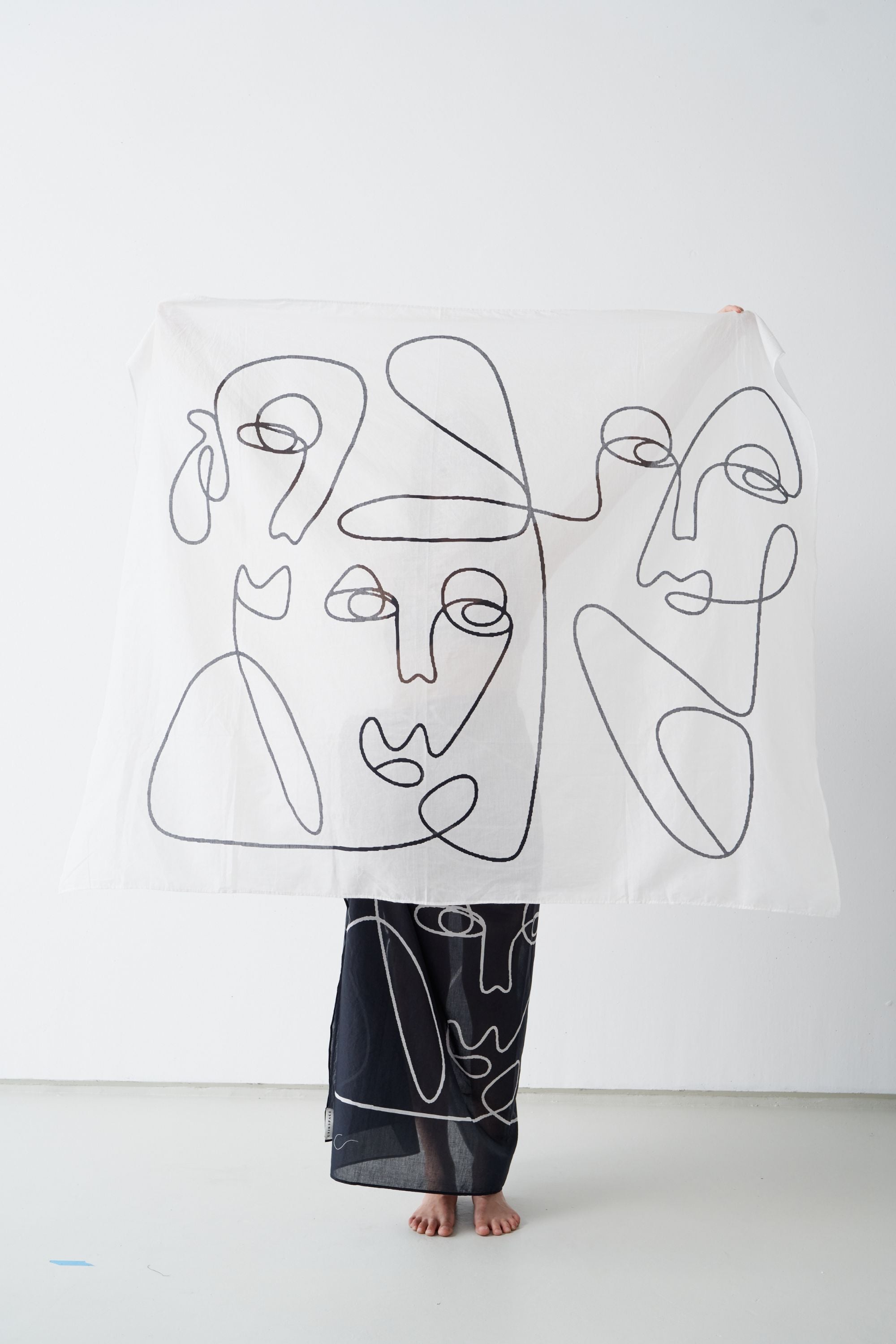 SAMPLE SALE | Medium Art Sarong White