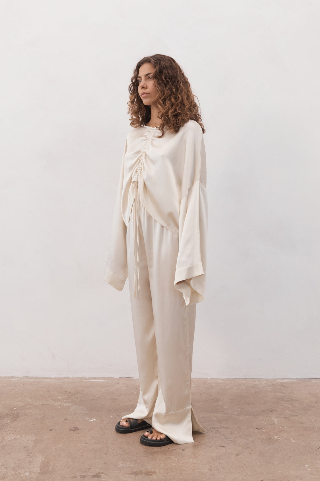Ling Silk Blouse Birch — UNIKSPACE