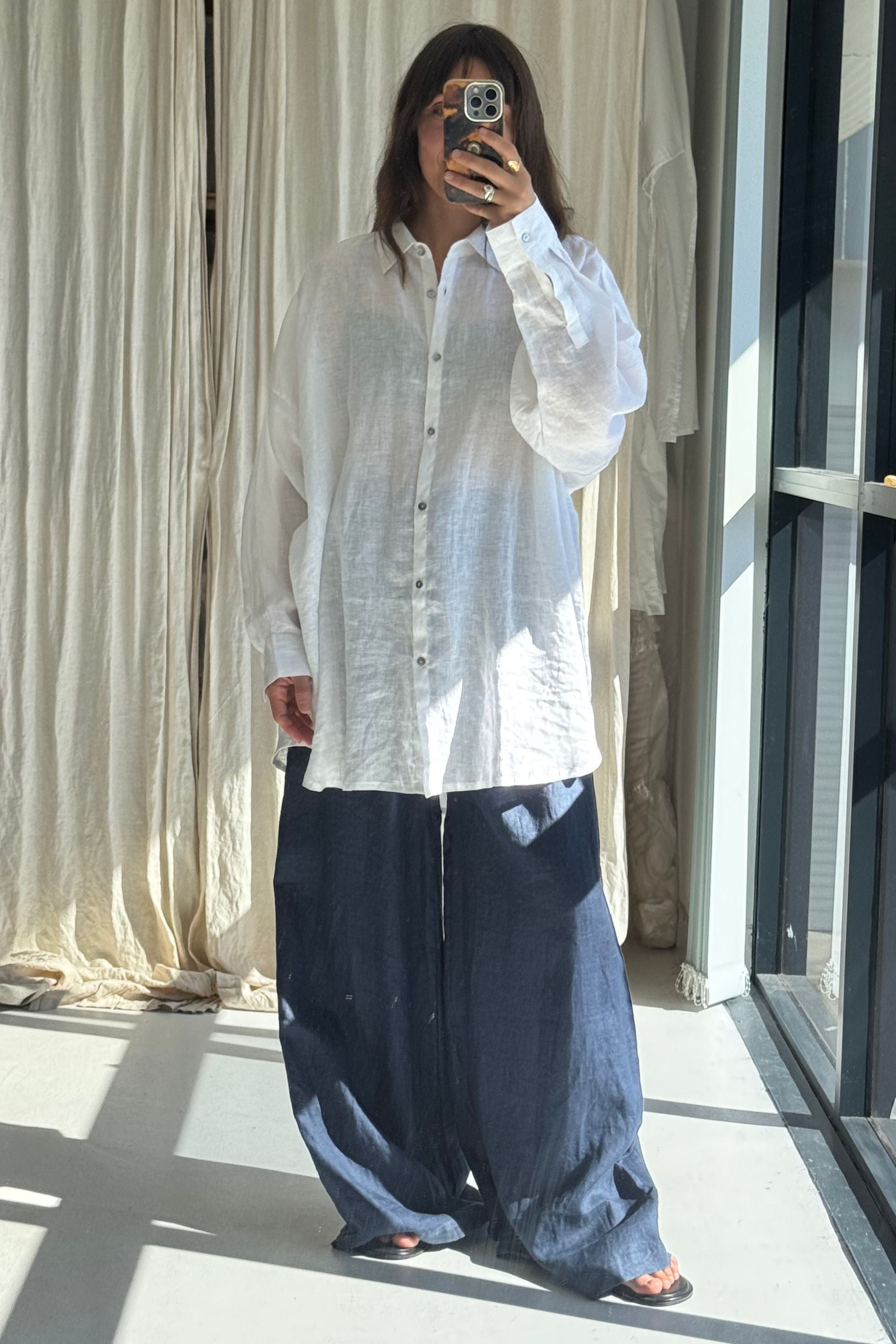 SAMPLE SALE | Oversized linen shirt white