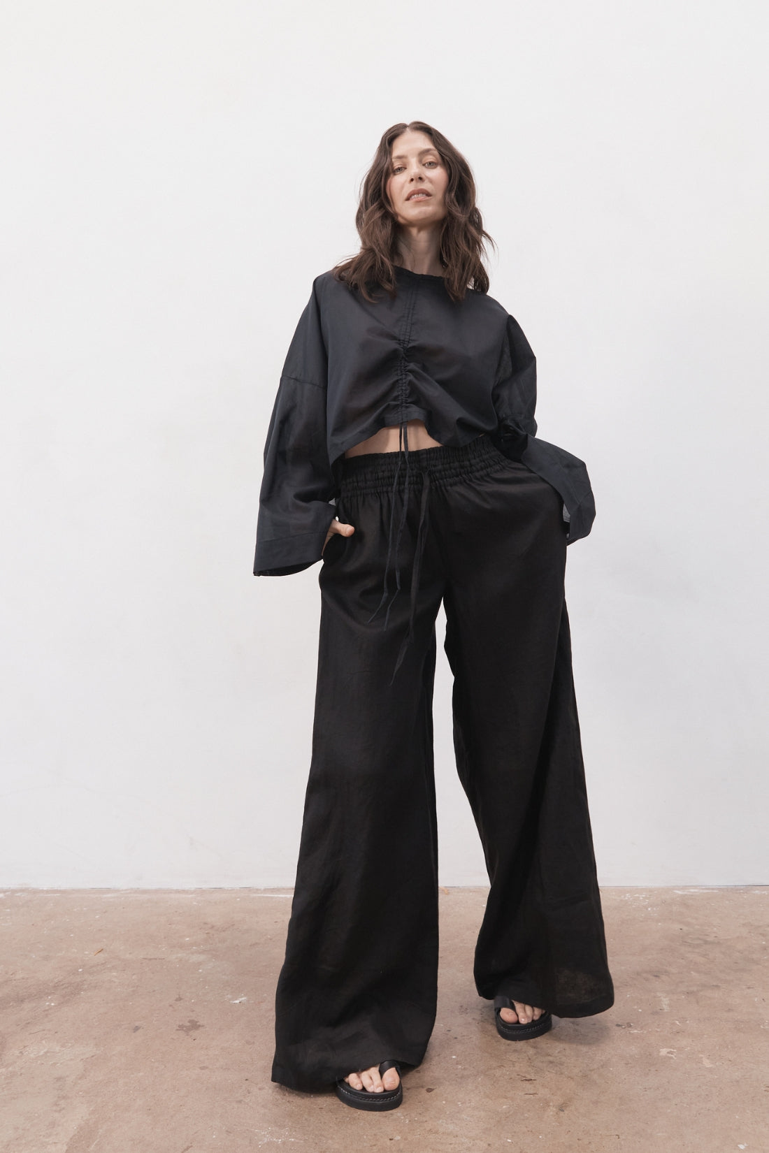 Jonathan Wide Leg Linen Pant Black
