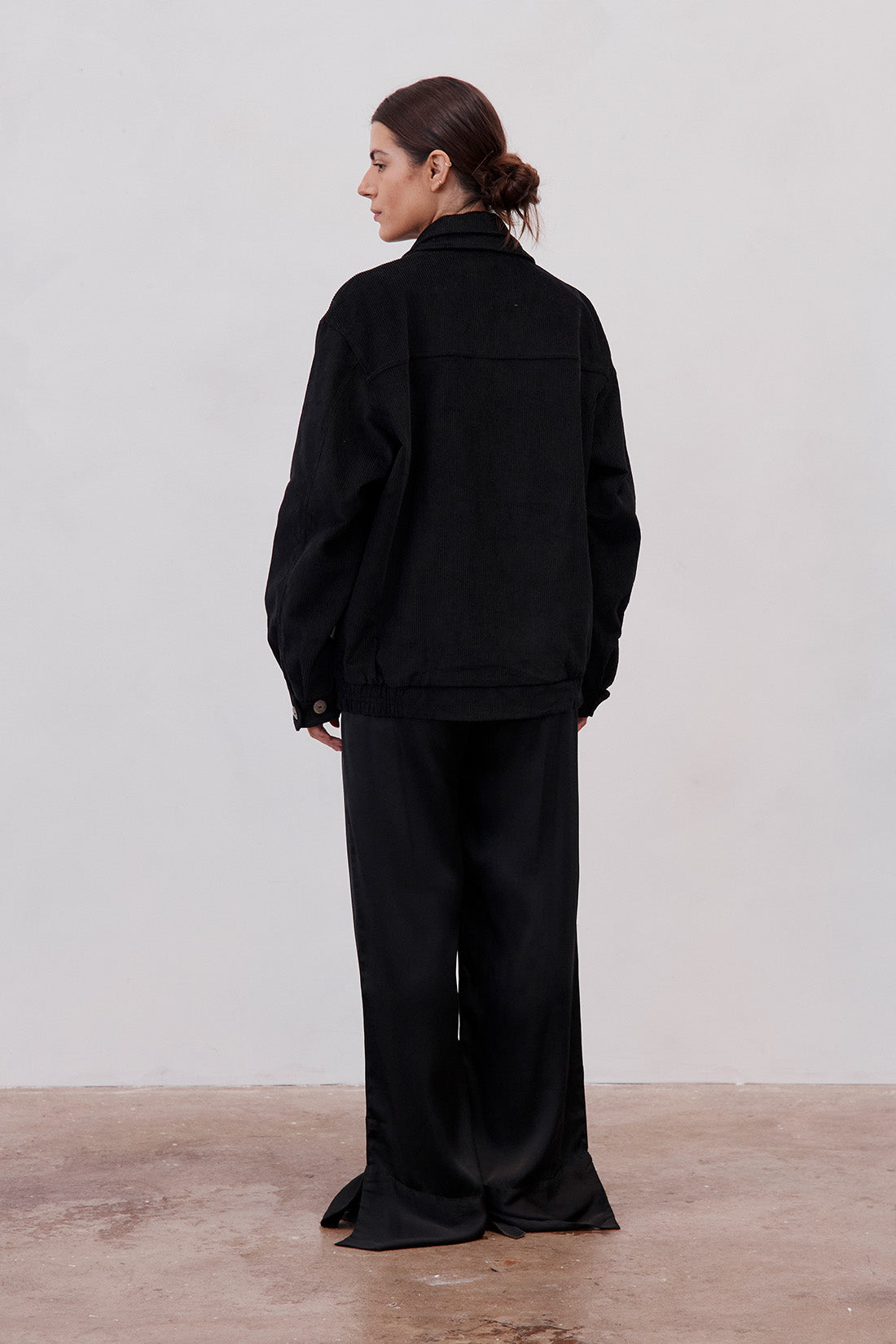 Alfred Corduroy Bomber Jacket Black — UNIKSPACE