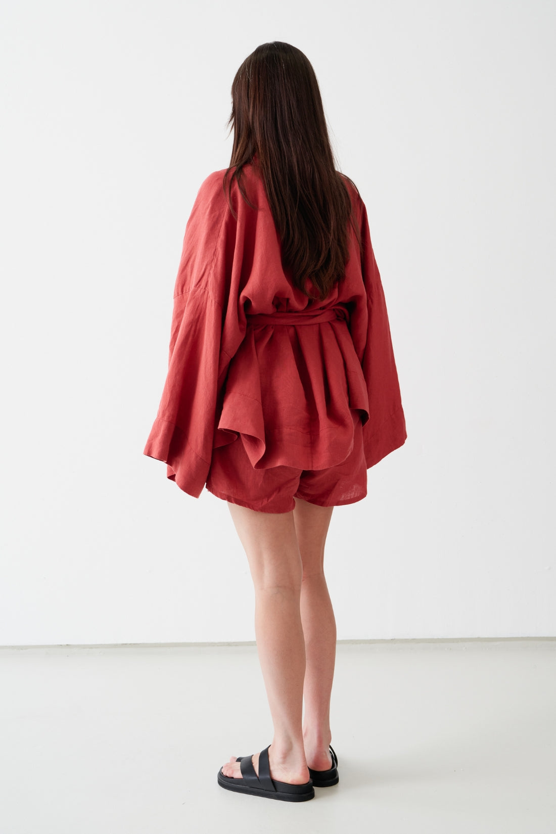 Cooper Linen Short Desert — UNIKSPACE