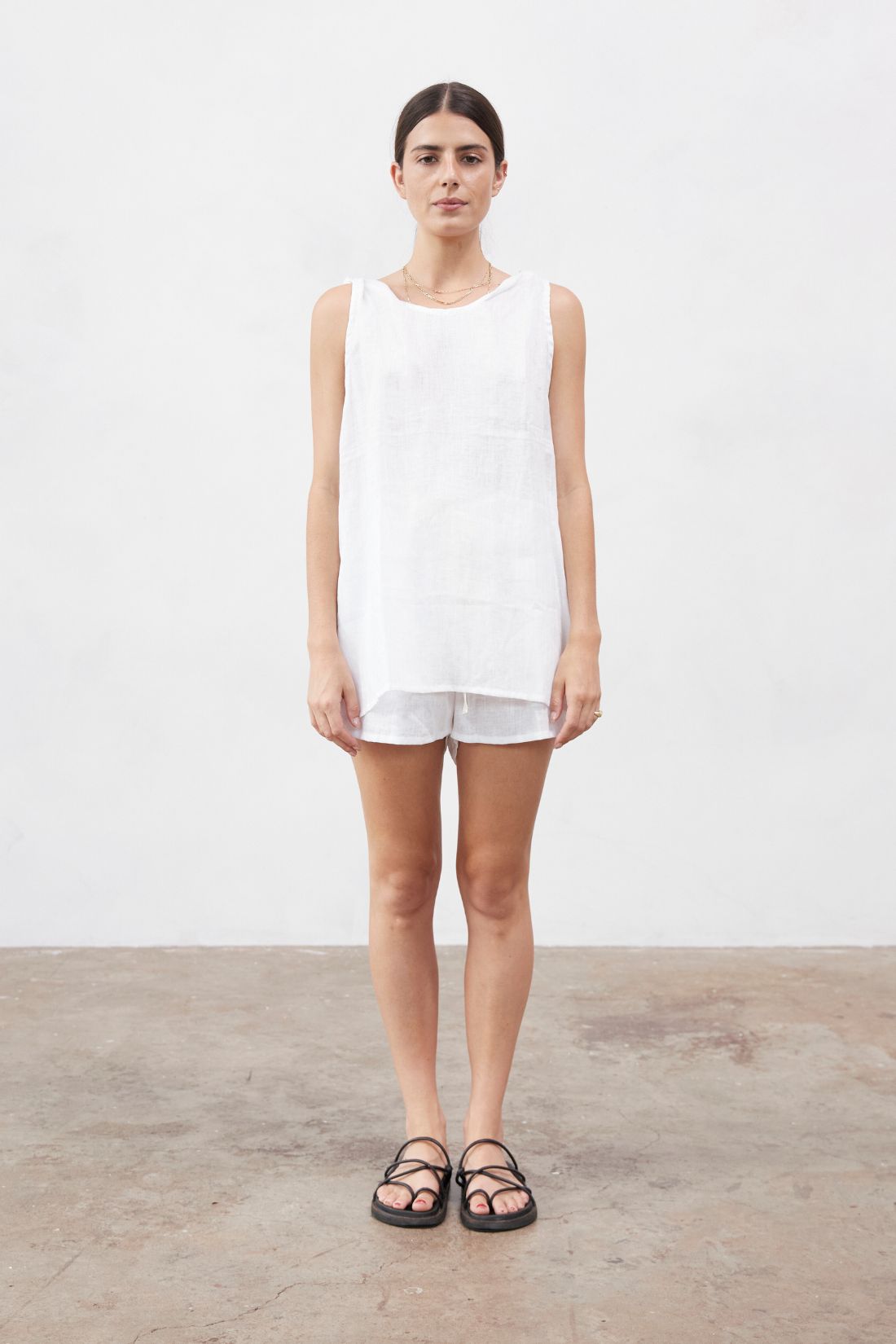 Burns Twist Linen Top White