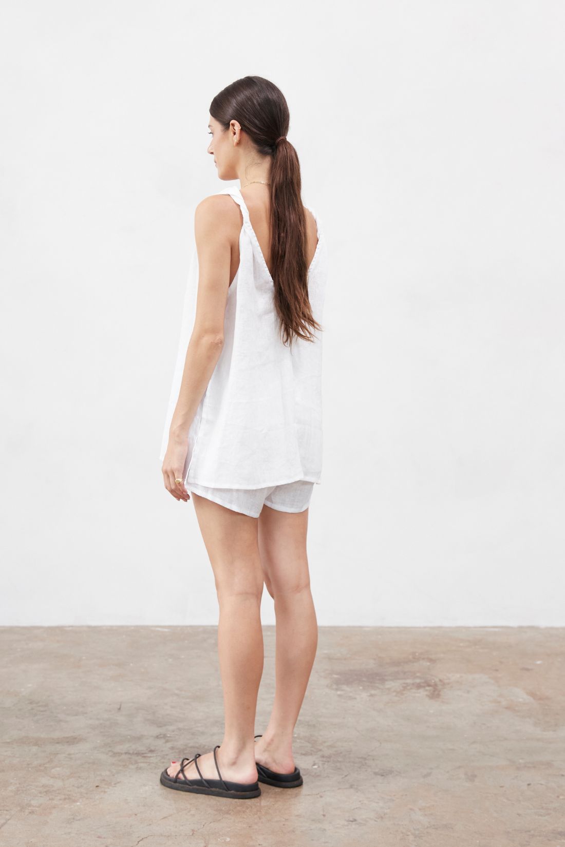 Burns Twist Linen Top White