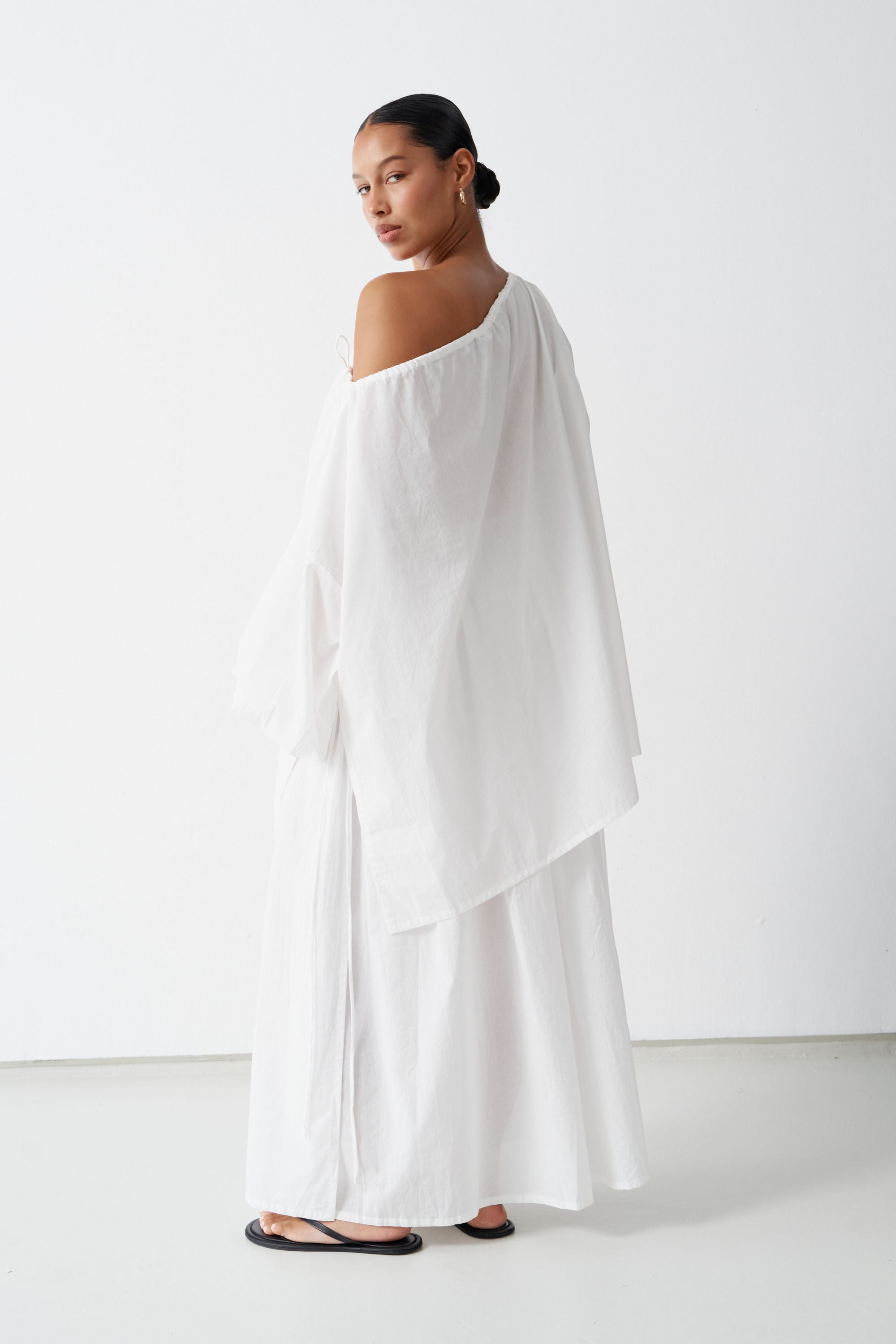 Joss Organic Cotton Blouse White — UNIKSPACE