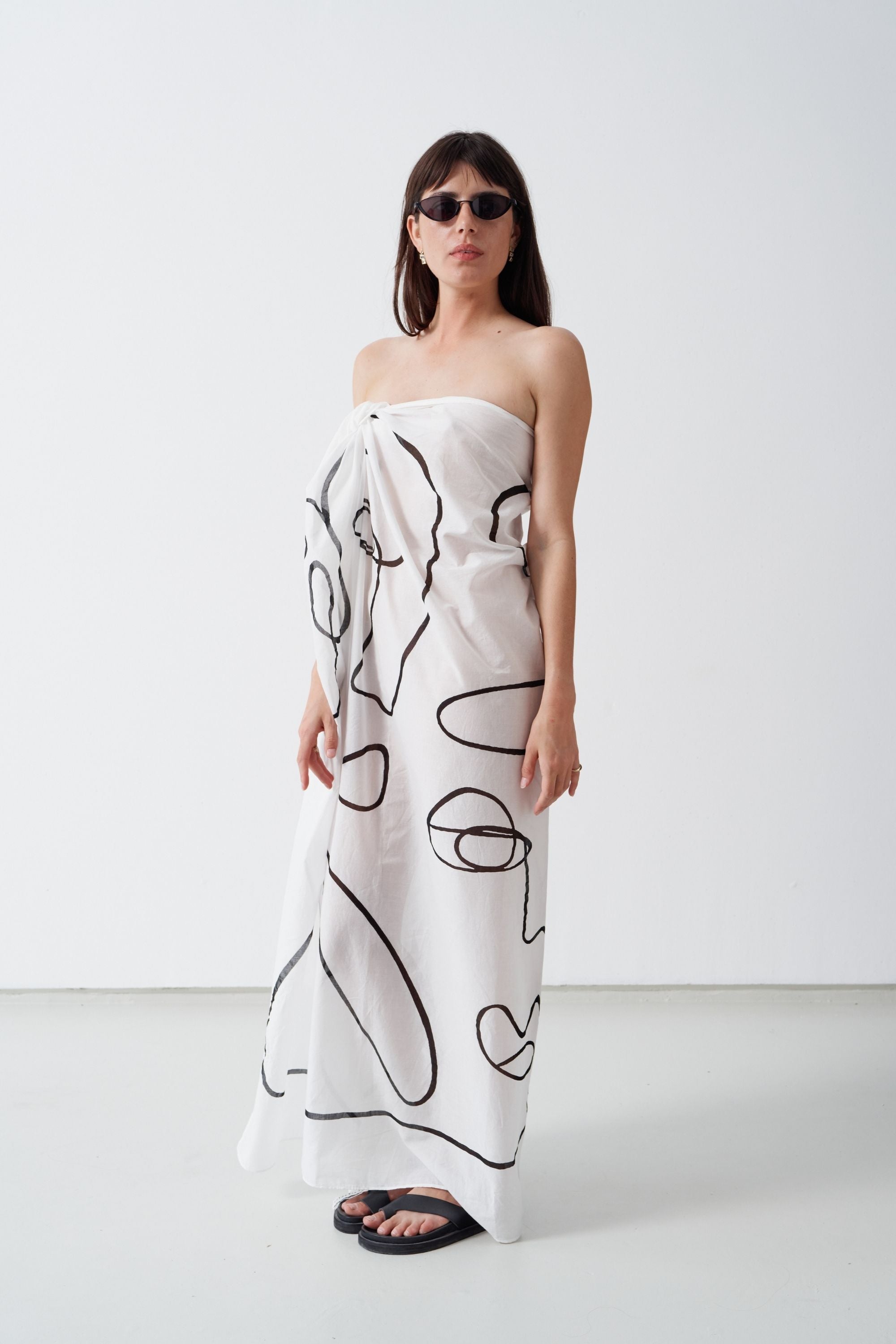 Jumbo Art Sarong White