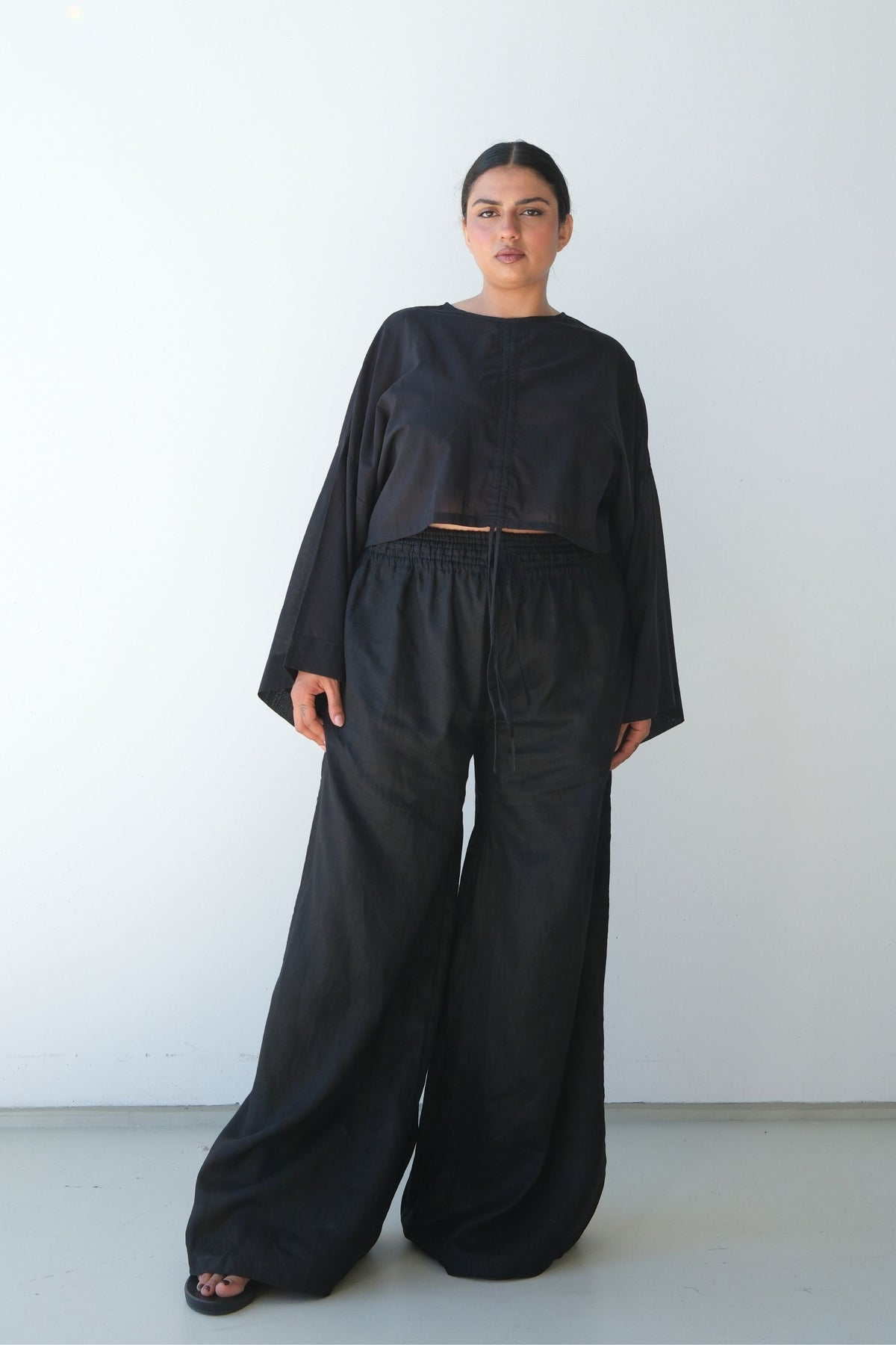 Jonathan Wide Leg Linen Pant Black