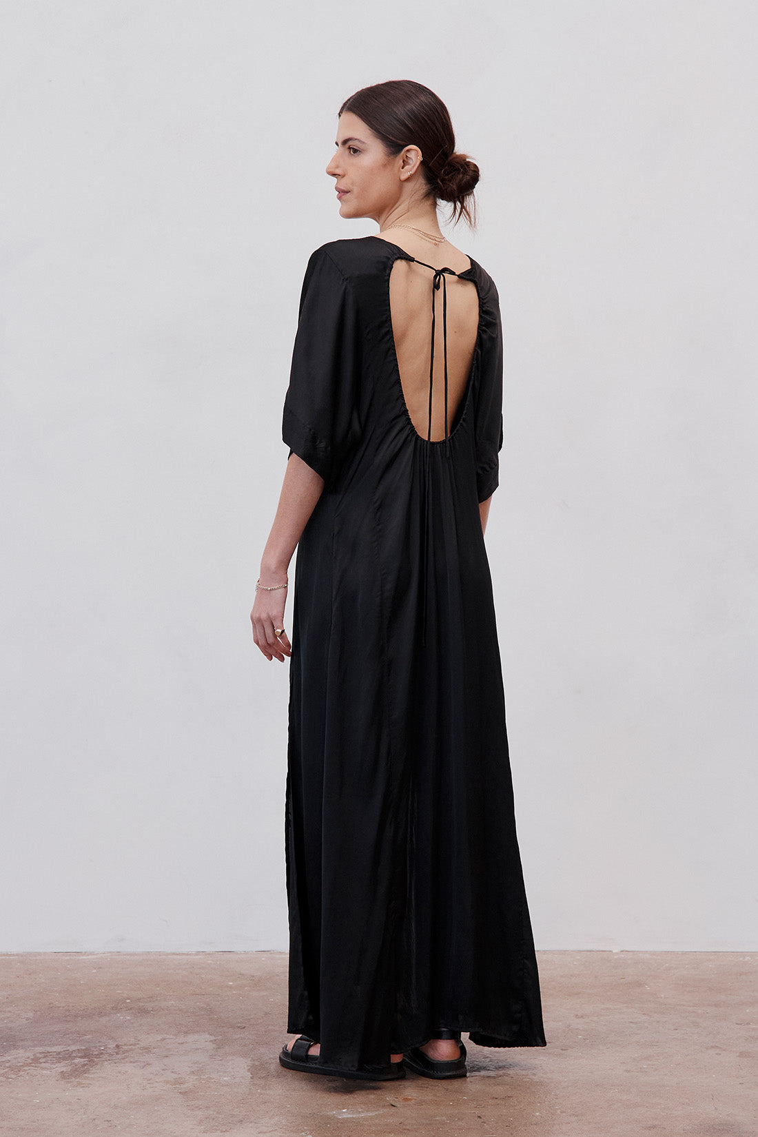 black silk dress australia Bisou Black 6A Silk Midi Dress
