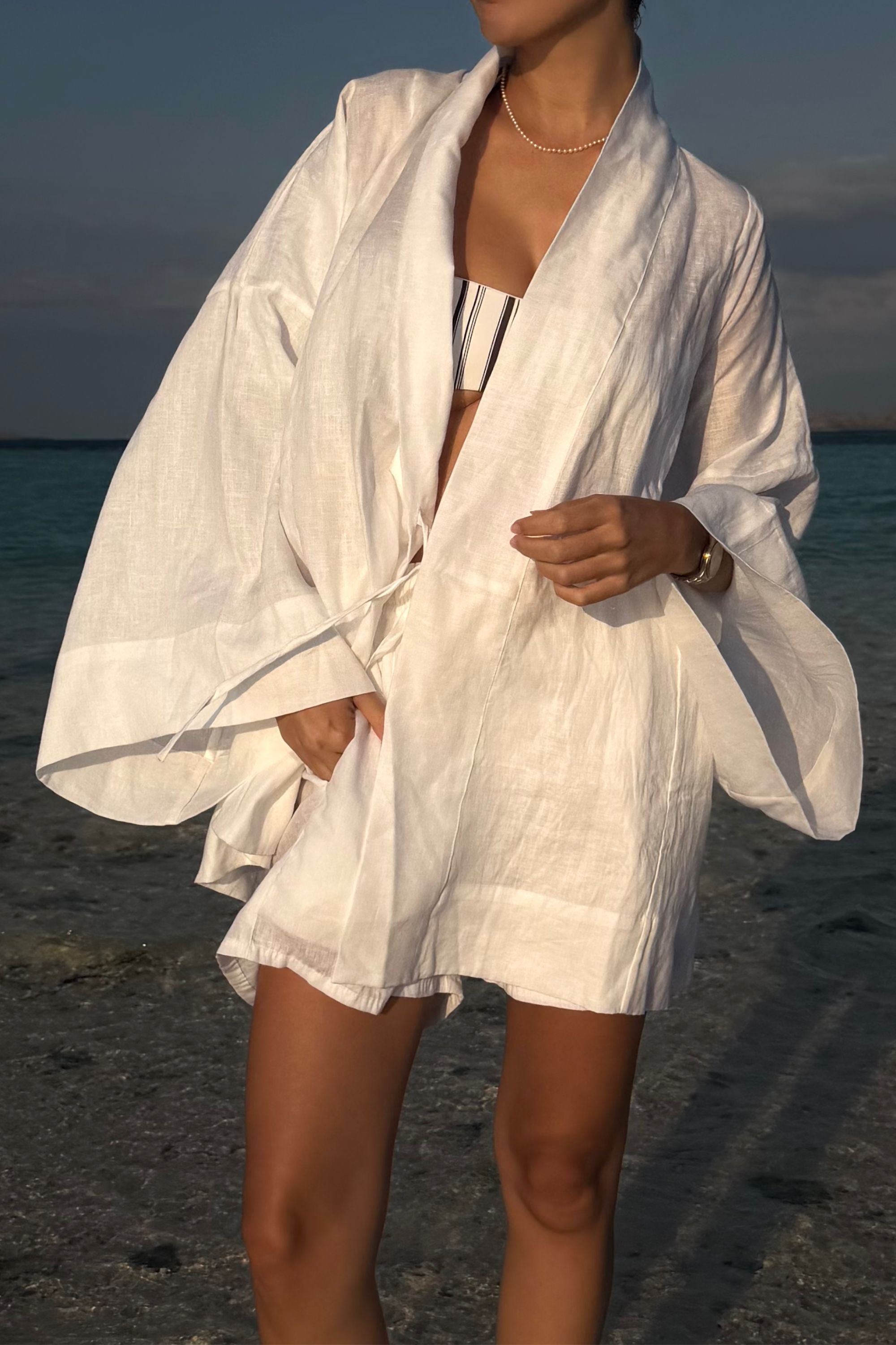 Anya Linen Kimono White — UNIKSPACE