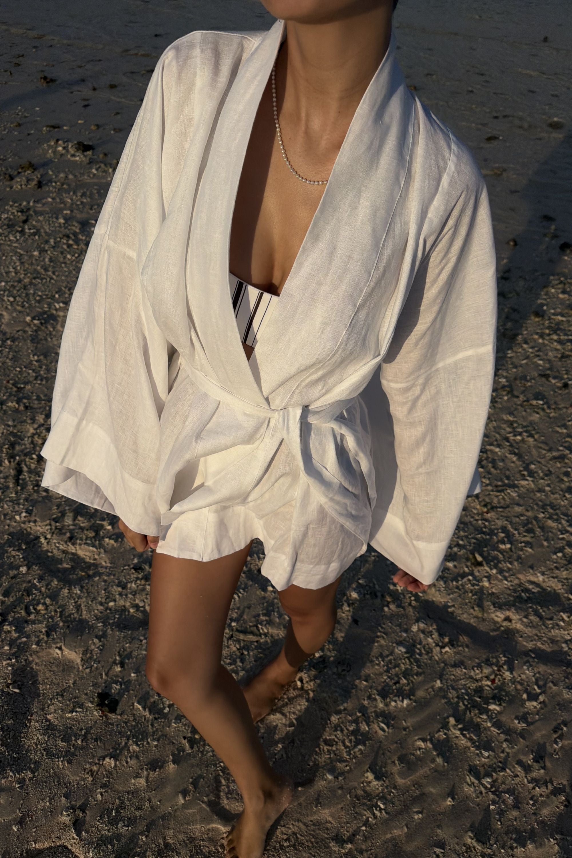 Anya Linen Kimono White — UNIKSPACE