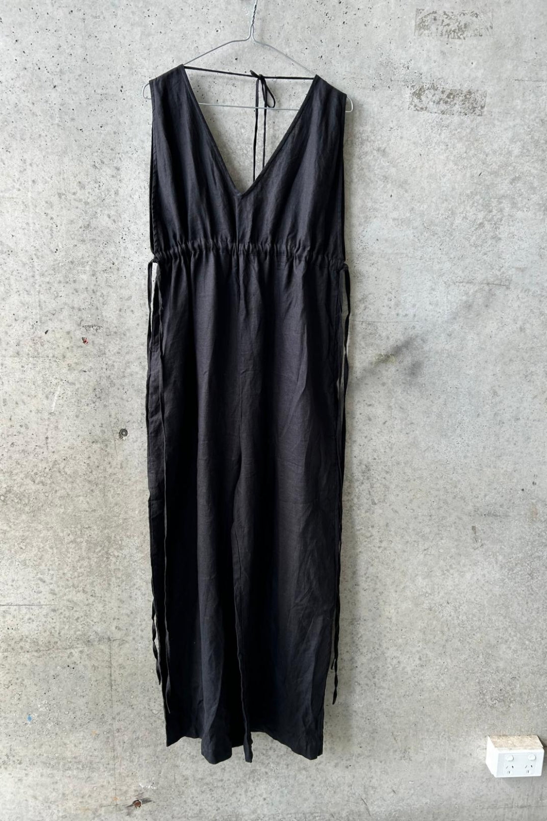 SAMPLE SALE | Emma Linen Jumpsuit Black