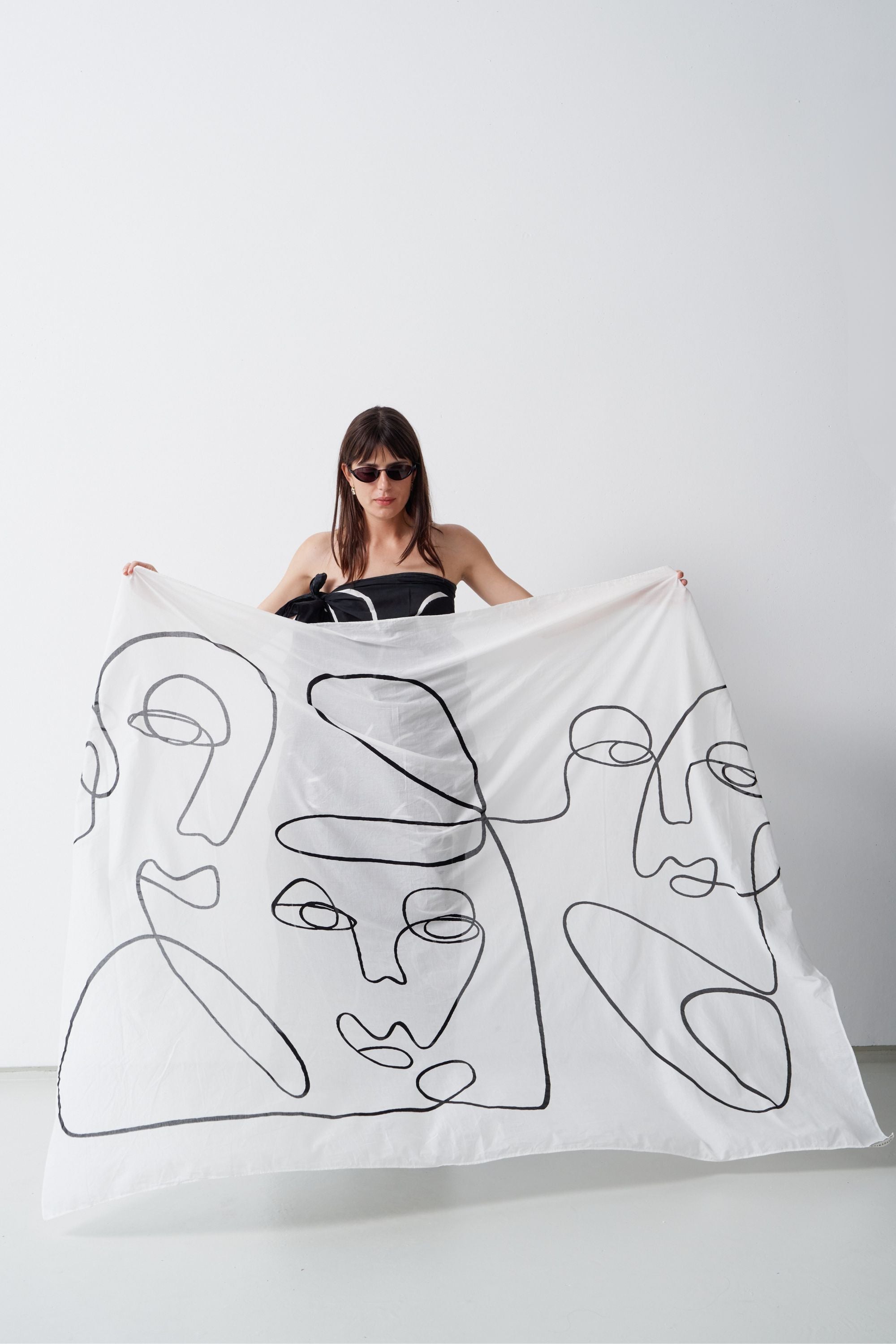 Jumbo Art Sarong White