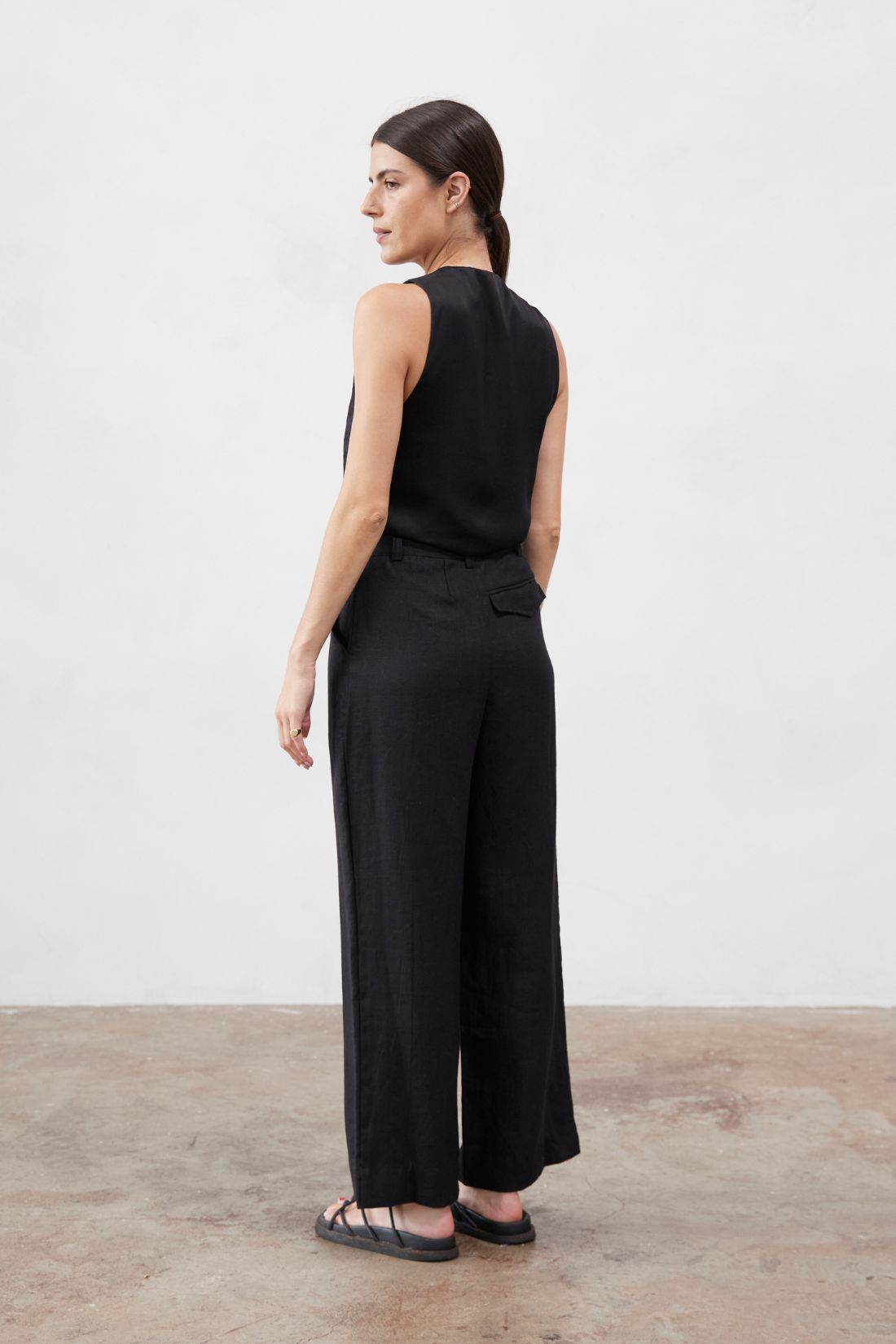 Rune Tailored Linen Pant Black