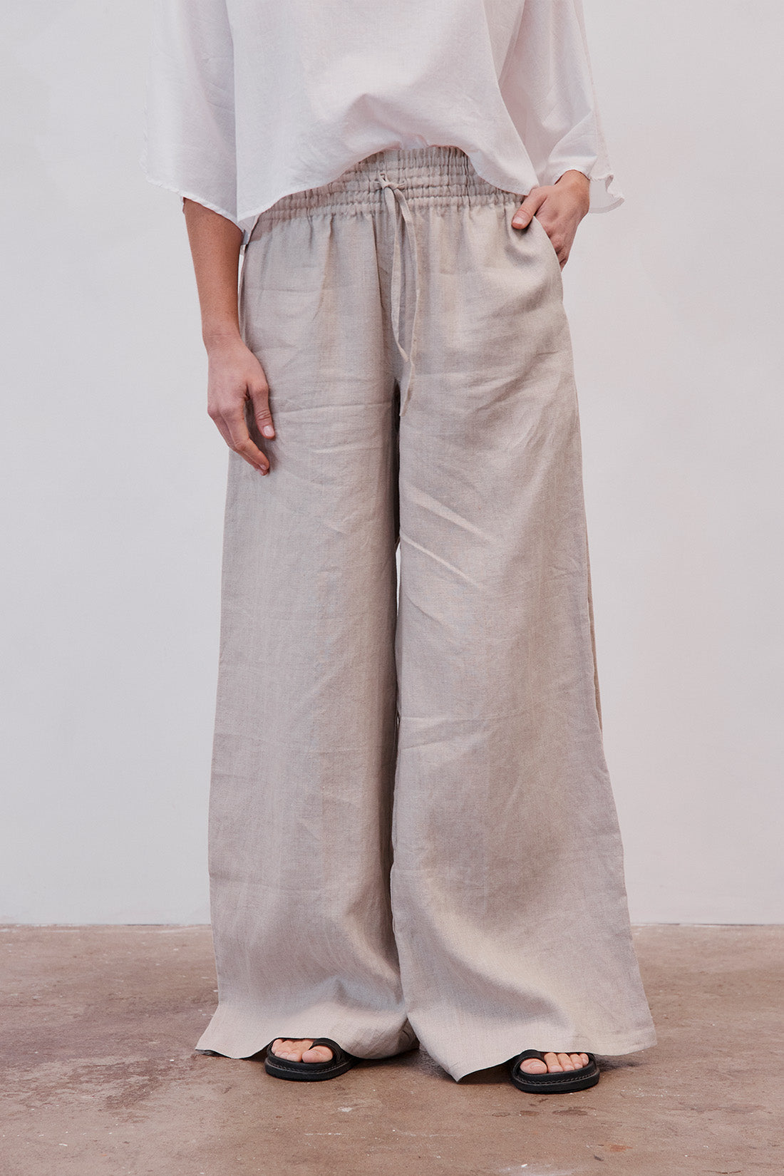 Jonathan Wide Leg Linen Pant Sand