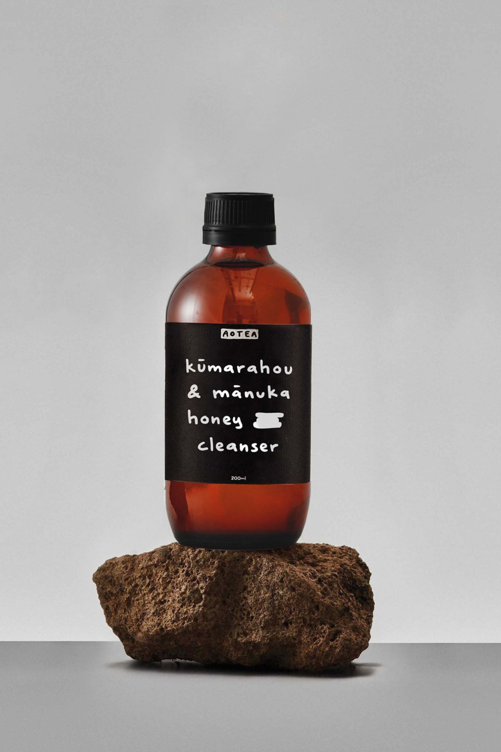 Kūmarahou and Mānuka Honey Cleanser