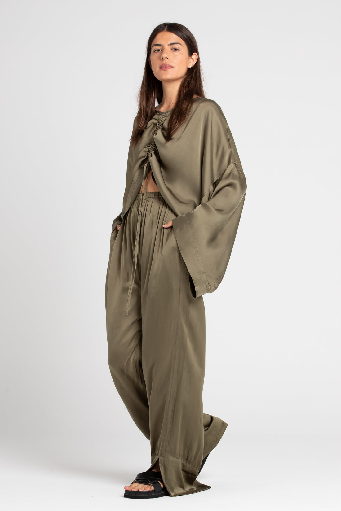 Olive Ling Silk Blouse Long Sleeved Top, Women's Clothing, UNIKSPACE