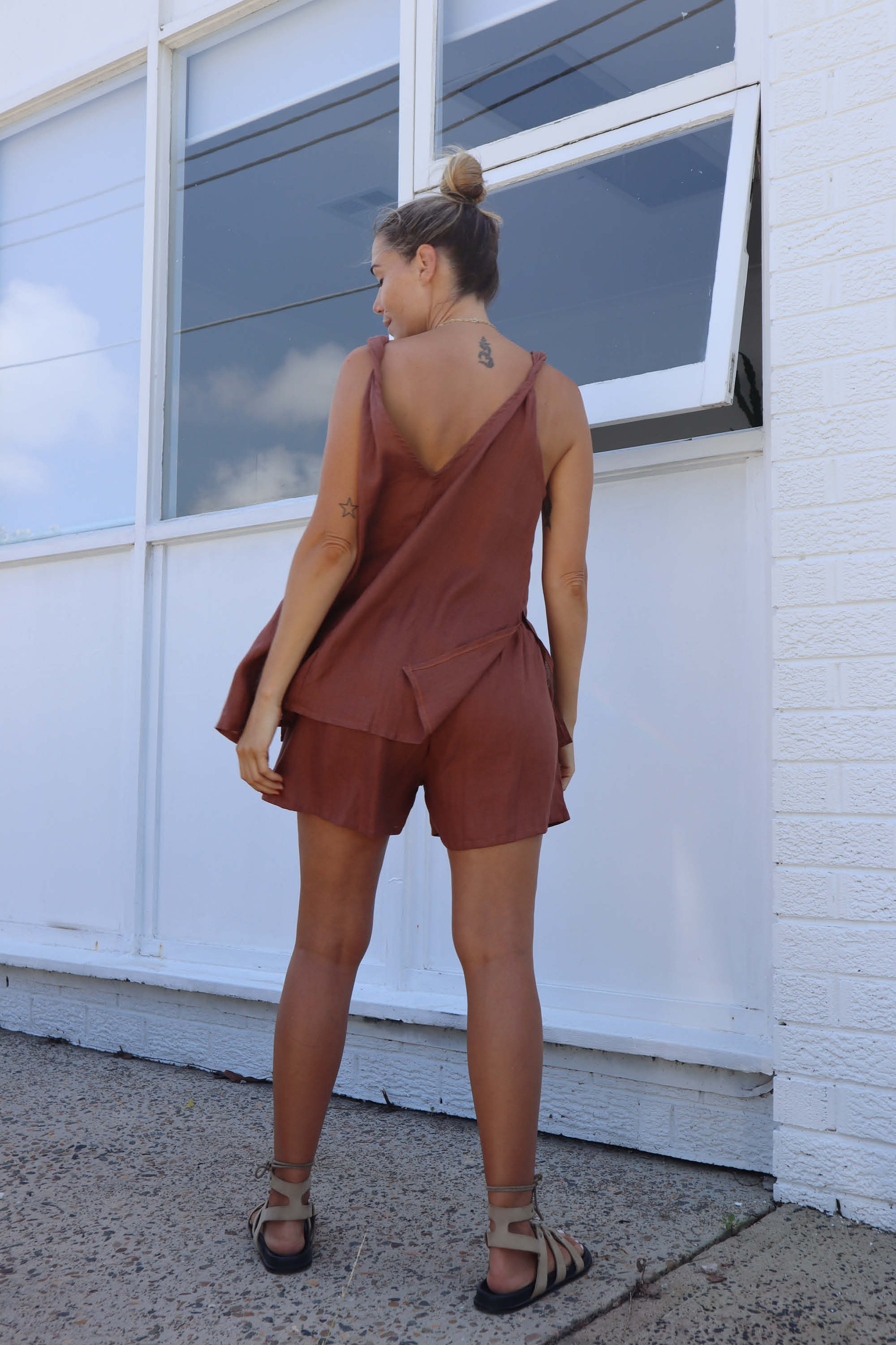Burns Twisted Strap Top Clay