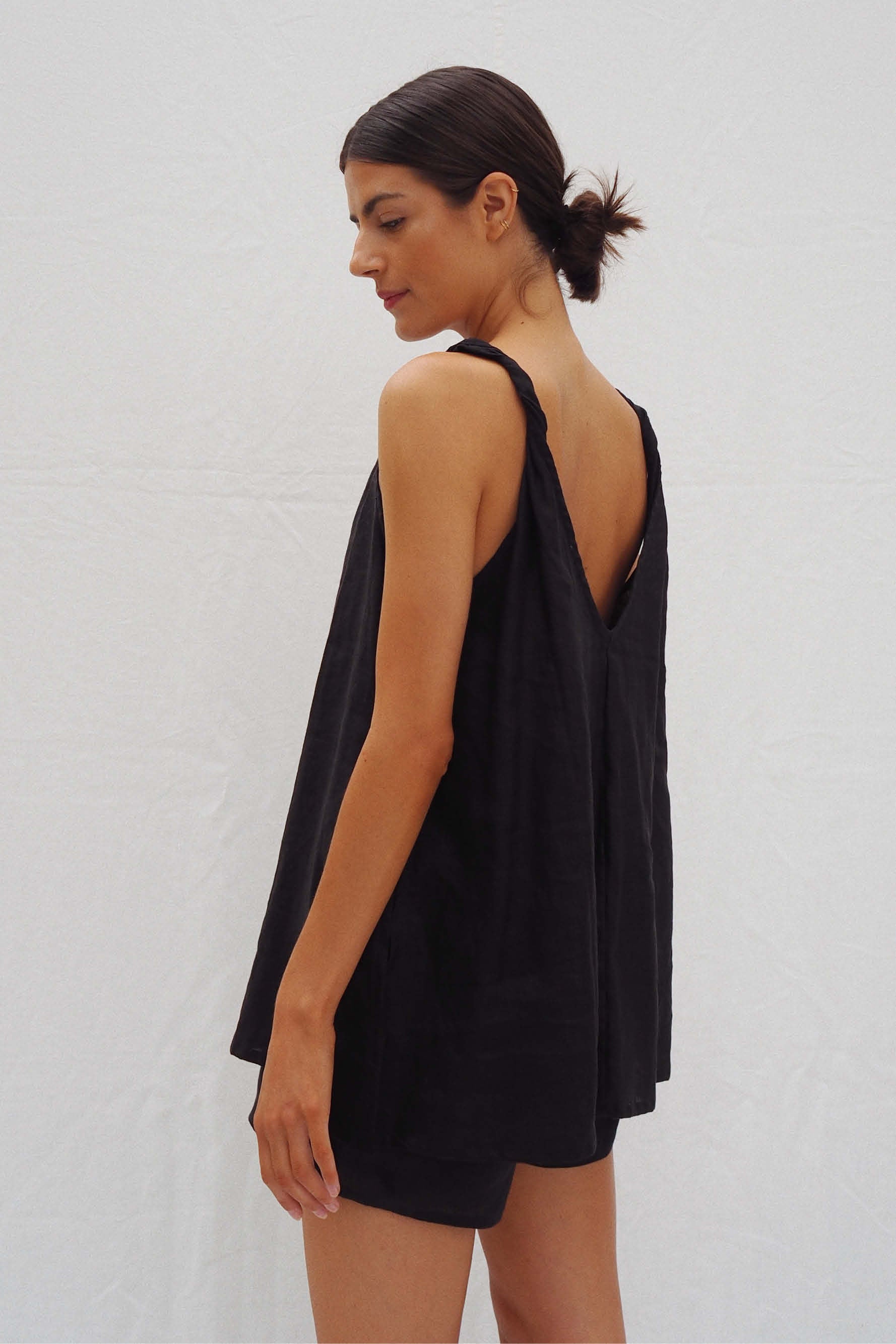 Black Burns Twisted Strap Linen Top, Women's Clothing, UNIKSPACE